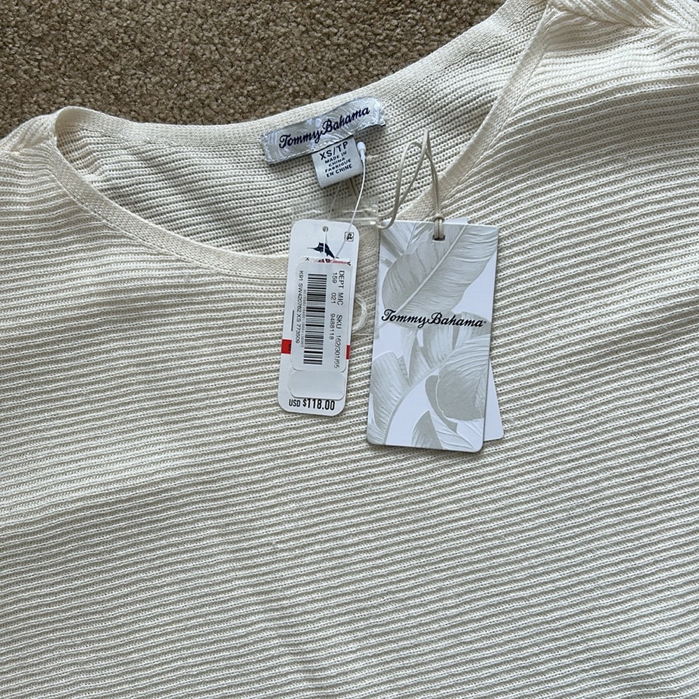 Tommy Bahama sweater - Picture 6 of 9